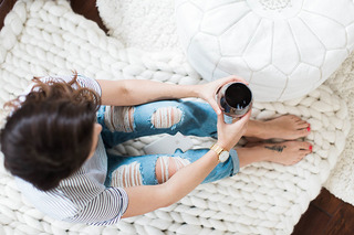Jillian Harris feet photo thumbnail