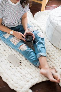 Jillian Harris feet photo thumbnail