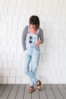 Jillian Harris feet photo thumbnail