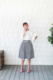 Jillian Harris feet photo thumbnail