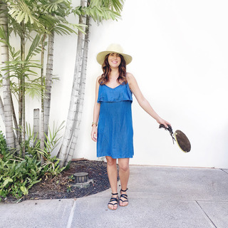 Jillian Harris feet photo thumbnail