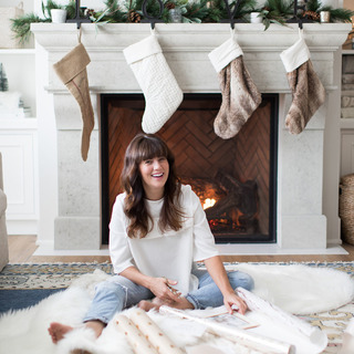 Jillian Harris feet photo thumbnail