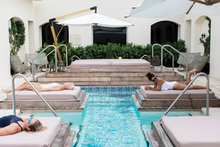 Jillian Harris feet photo thumbnail