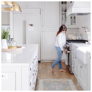 Jillian Harris feet photo thumbnail