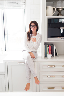 Jillian Harris feet photo thumbnail