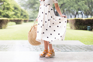 Jillian Harris feet photo thumbnail