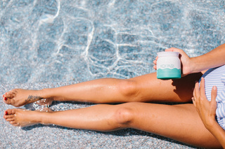 Jillian Harris feet photo thumbnail