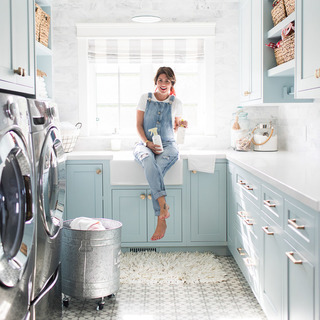 Jillian Harris feet photo thumbnail