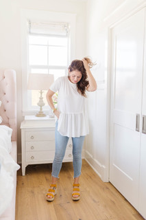 Jillian Harris feet photo thumbnail