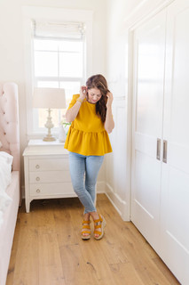 Jillian Harris feet photo thumbnail