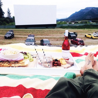 Jillian Harris feet photo thumbnail