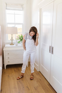 Jillian Harris feet photo thumbnail
