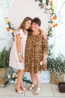 Jillian Harris feet photo thumbnail