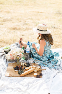 Jillian Harris feet photo thumbnail