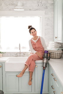 Jillian Harris feet photo thumbnail