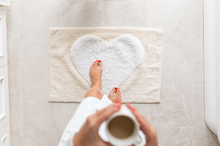 Jillian Harris feet photo thumbnail