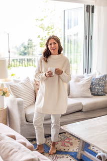 Jillian Harris feet photo thumbnail
