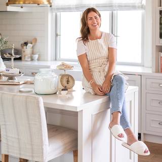 Jillian Harris feet photo thumbnail