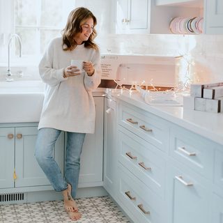 Jillian Harris feet photo thumbnail