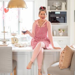 Jillian Harris feet photo thumbnail