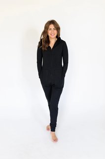 Jillian Harris feet photo thumbnail