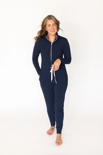 Jillian Harris feet photo thumbnail