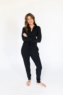 Jillian Harris feet photo thumbnail