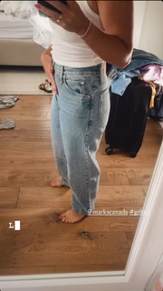 Jillian Harris feet photo thumbnail