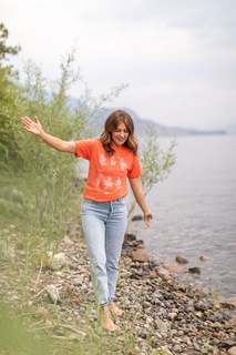 Jillian Harris feet photo thumbnail