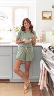 Jillian Harris feet photo thumbnail
