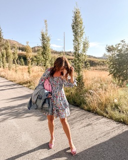 Jillian Harris feet photo thumbnail