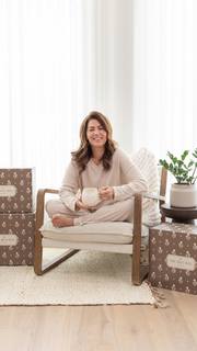 Jillian Harris feet photo thumbnail