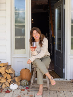 Jillian Harris feet photo thumbnail