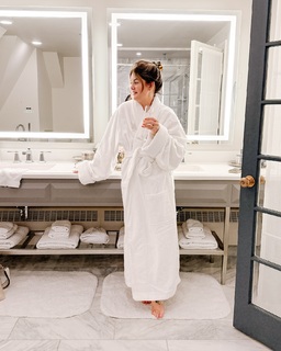 Jillian Harris feet photo thumbnail
