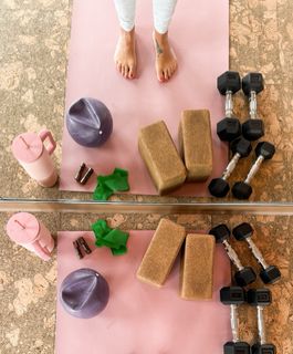 Jillian Harris feet photo thumbnail
