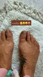 Jillian Harris feet photo 4