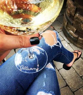 Jillian Mele feet photo thumbnail