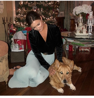 Jillian Mele feet photo thumbnail