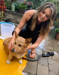 Jillian Mele feet photo thumbnail