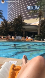 Jillian Mele feet photo thumbnail
