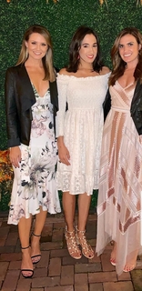 Jillian Mele feet photo thumbnail