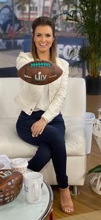 Jillian Mele feet photo thumbnail