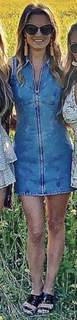 Jillian Mele feet photo thumbnail