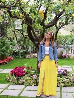 Jillian Mele feet photo thumbnail