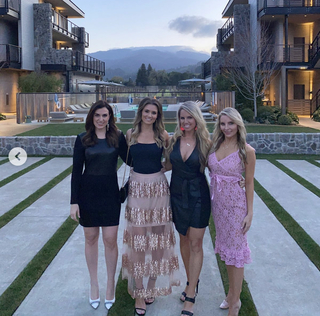 Jillian Mele feet photo thumbnail