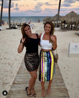Jillian Mele feet photo thumbnail