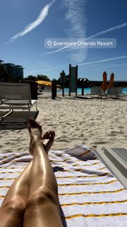 Jillian Mele feet photo 4