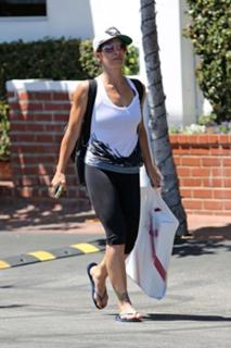 Jillian Michaels feet photo thumbnail