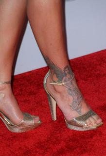 Jillian Michaels feet photo thumbnail