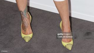 Jillian Michaels feet photo thumbnail